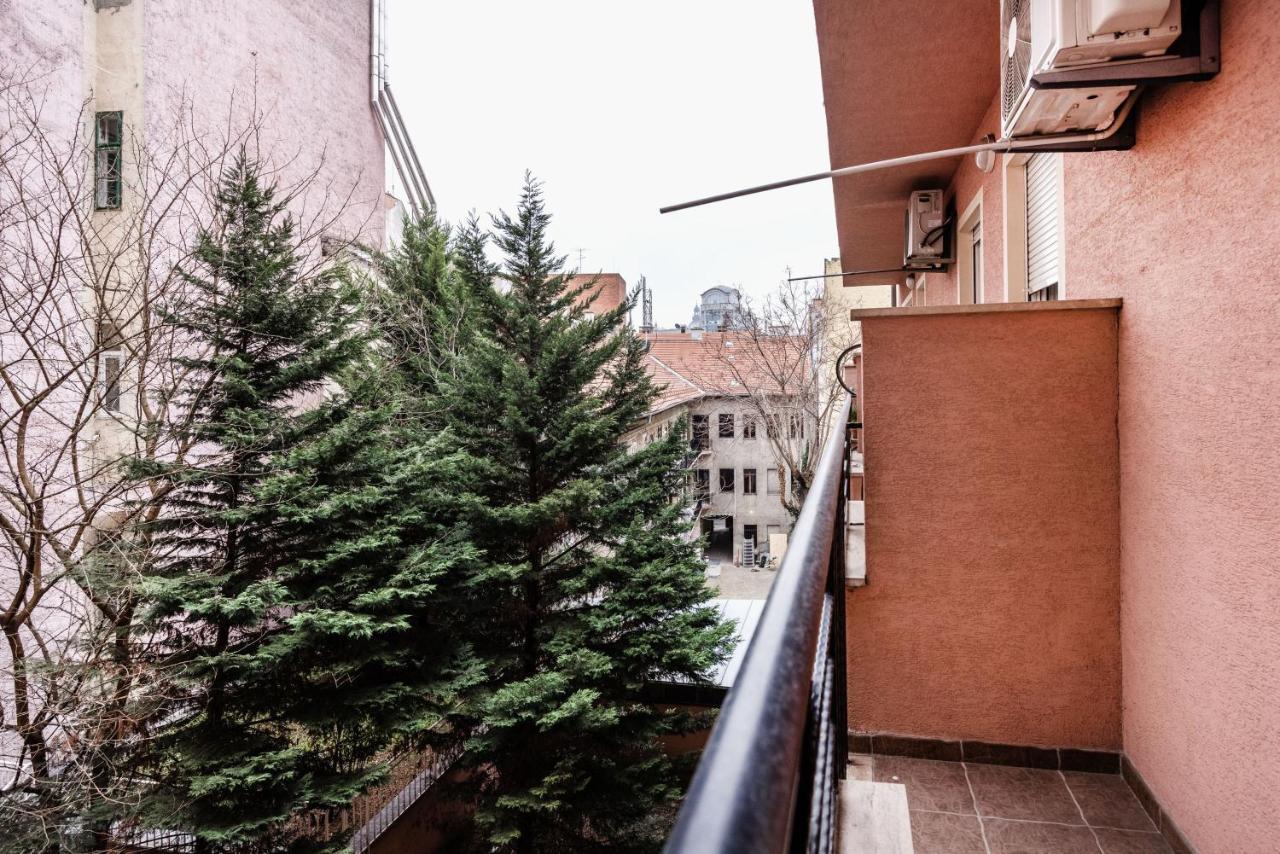 Apartamento Downtown Charm With Balcony And Garden View Budapest Exterior foto